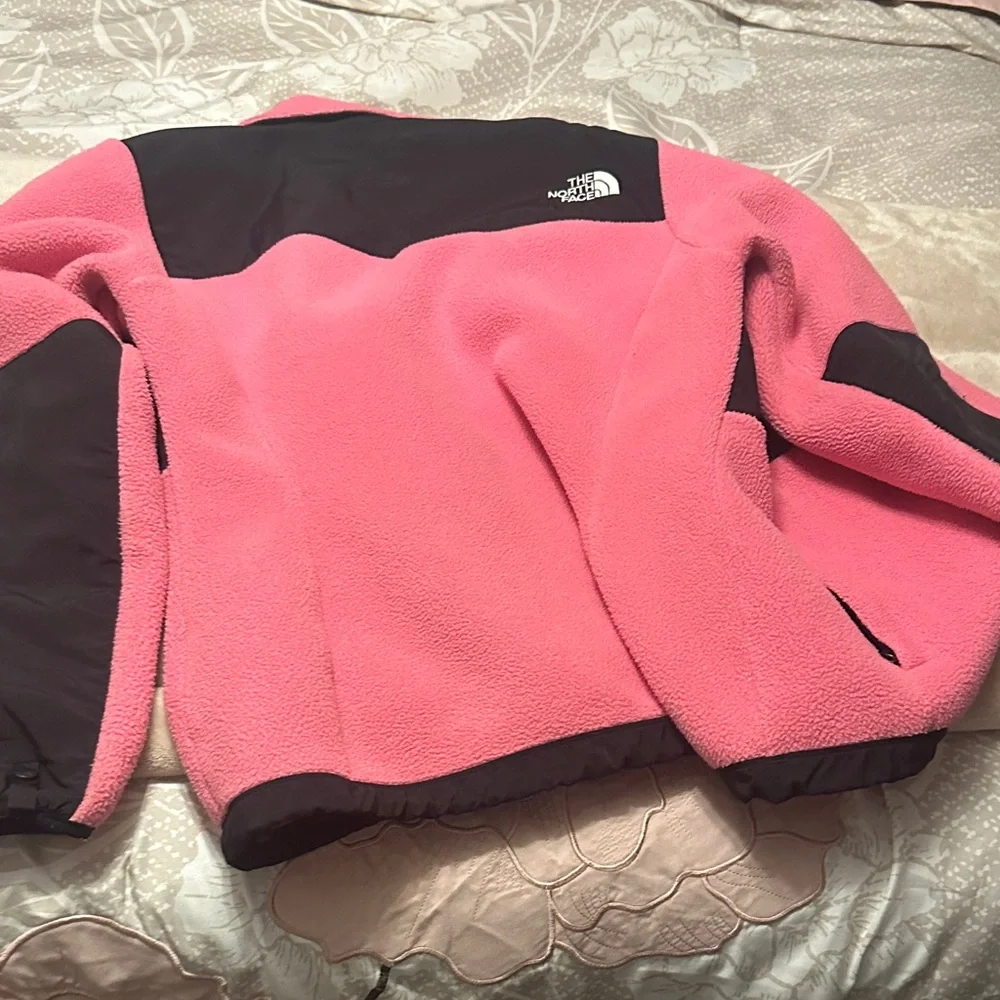 The North Face Pink and Black Outdoor Jacket - Picture 2 of 2